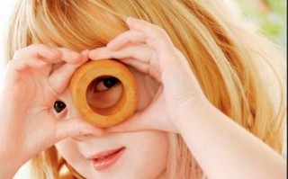 如何快速取下隐形眼镜，如何快速取下隐形眼镜视频