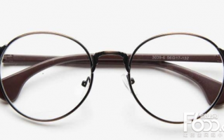 眼镜片应该怎么按，眼镜片非球面好还是球面好