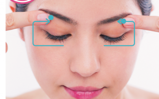 板材眼镜压鼻梁怎么办，板材眼镜压的鼻梁有印子 怎样调节