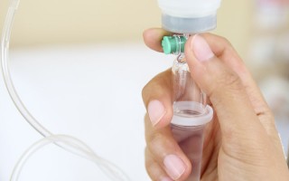 什么眼镜店卖护理液，什么眼镜店卖护理液呢